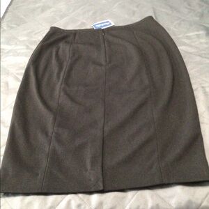 White House Black Market Skirt NWT Size 4